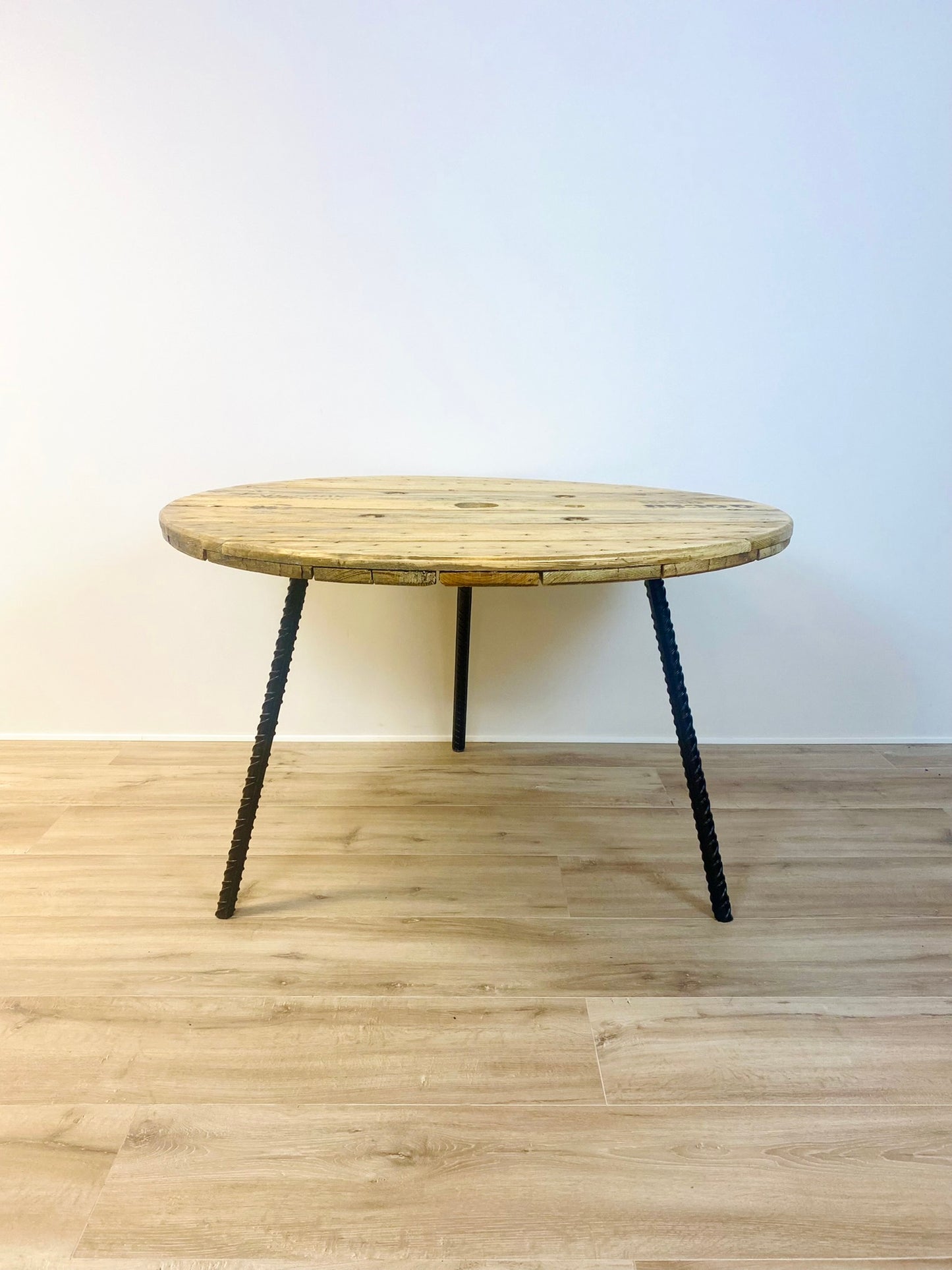 Garden table from Kabeltromle